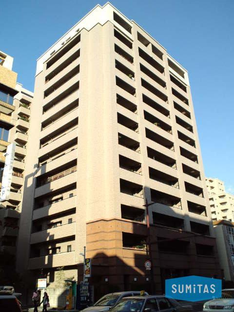 松山市千舟町６丁目にあります、2000年築13階建てのマンションです♪