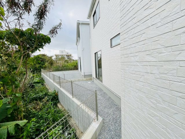 ★★南城市玉城糸数４期全２棟－2号棟の庭