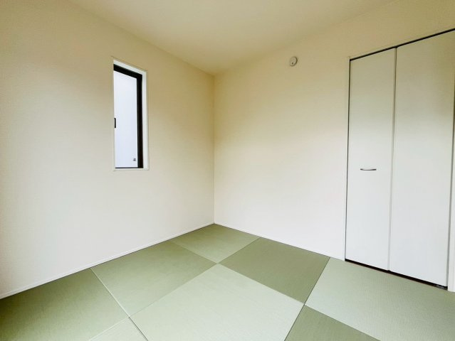 ★★南城市玉城糸数４期全２棟－2号棟の和室