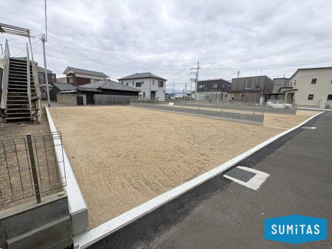 西垣生町　4区画分譲地