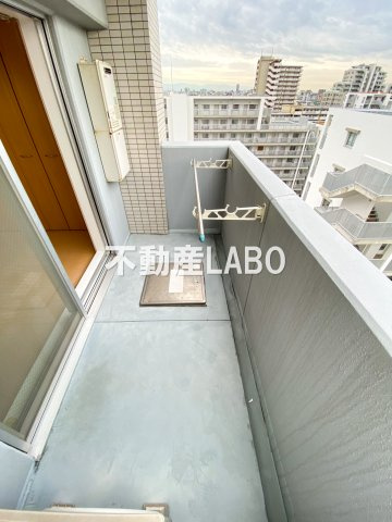 エスカーサ大阪阿倍野パークビューのバルコニー