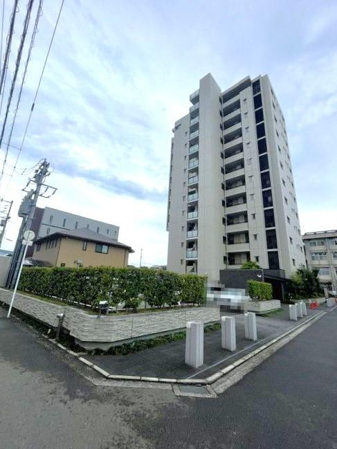 中心地や道後方面へのアクセス良好な立地♪。松山東高等学校や愛媛大学教育学部附属小学校・中学校近くのマンションです♪