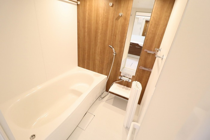 アナシエ下連雀の浴室