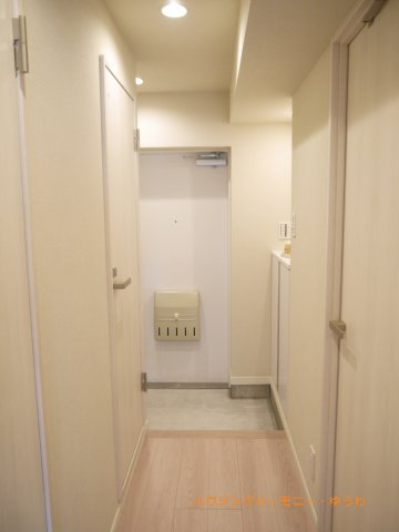 【玄関】 | 加賀マンション | 明るい玄関です