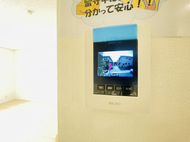 岡崎市上地町第8　新築分譲住宅　全2棟　2号棟のセキュリティ|モニター付きインターホンで来客対応も安心です♪
