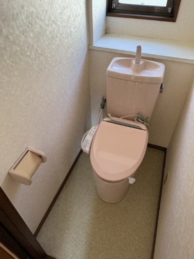 西巣鴨一丁目戸建 のトイレ