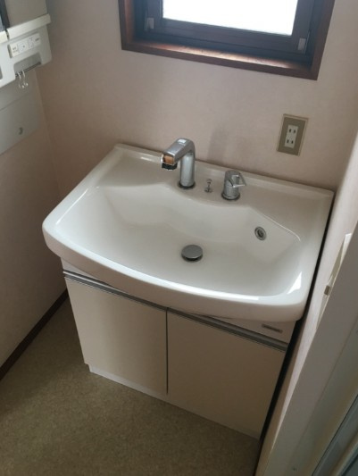 西巣鴨一丁目戸建 の独立洗面台