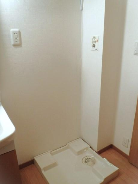 ロトルア　Ｋの洗面所|コンパクトで使いやすい洗面所