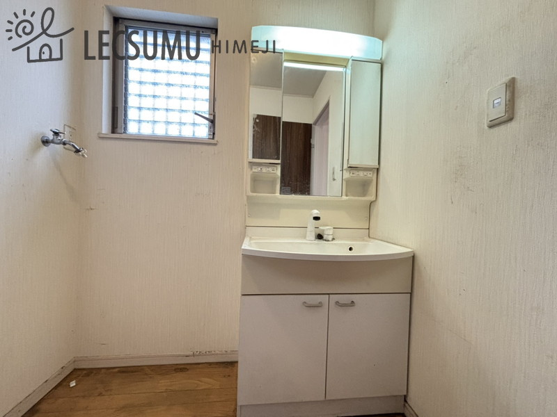 姫路市継/中古戸建の独立洗面台