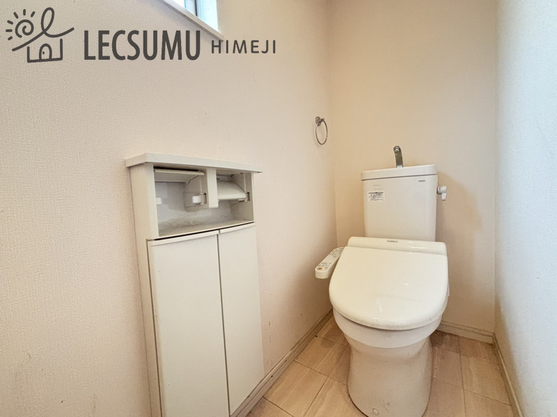 姫路市継/中古戸建のトイレ
