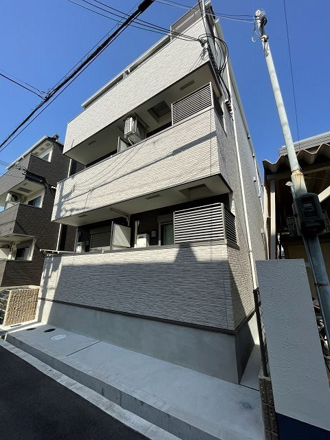 尼崎市東園田町６丁目のアパート