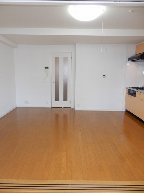 ラポール西大島イーストの居間・リビング