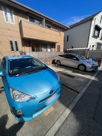 七朝辻の駐車場