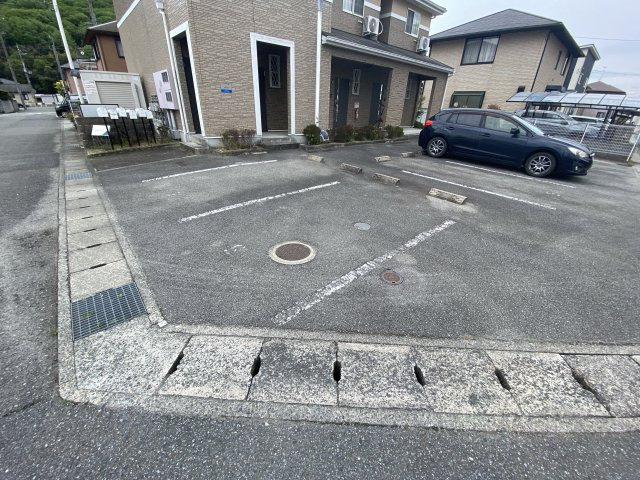 アルバソーレの駐車場