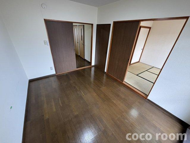 アヴェニュー上小杉の居間・リビング