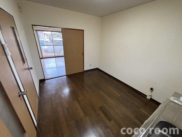 アヴェニュー上小杉の居間・リビング