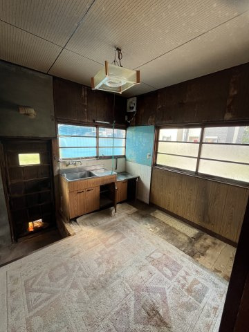 姫路市御立中３丁目の倉庫の内装