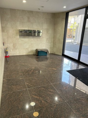 第2ＫＩビルのエントランス