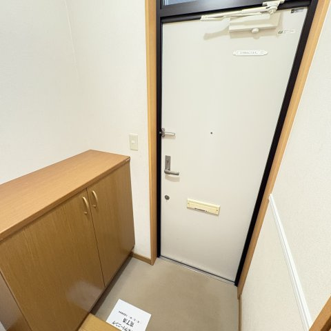 ビクトリアコーポⅡの玄関