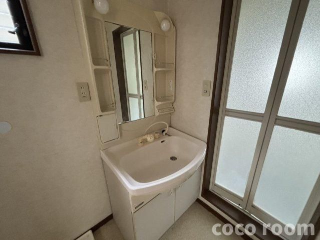 DUO寺岡の独立洗面台