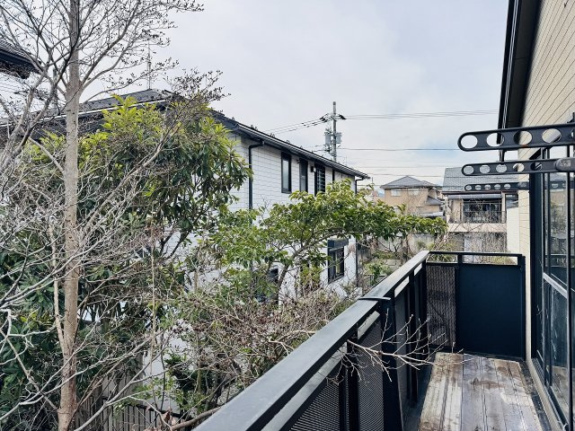 八王子市　西片倉　中古戸建てのバルコニー|～現在フルリフォーム中、詳細は当社までお気軽にお問合せ下さい～