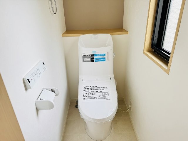 八王子市　西片倉　中古戸建てのトイレ|～新規交換済、暖房温水洗浄機能付きトイレ　冬場は特に嬉しい機能ですね～
