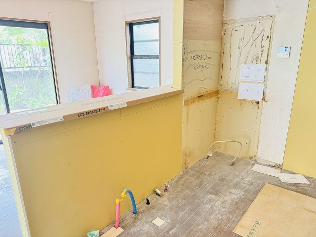 八王子市　西片倉　中古戸建てのキッチン|～現在フルリフォーム中、詳細は当社までお気軽にお問合せ下さい～