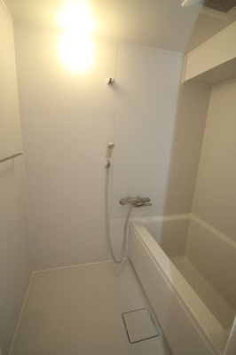 【浴室】 | グレイスコート幸Ⅱ | ※同建物ほかのお部屋の写真です。