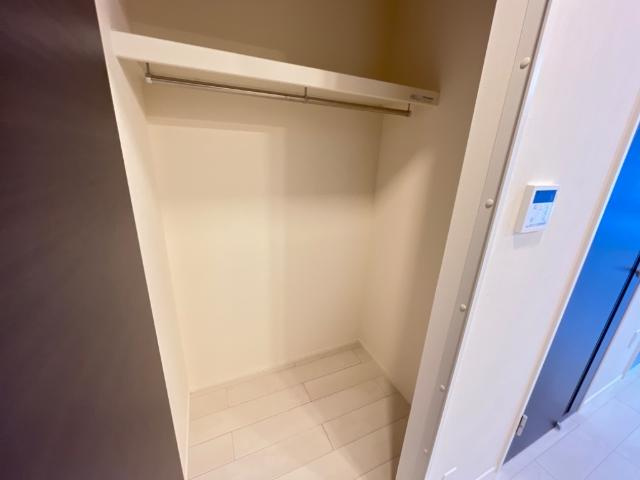 トリコロールⅡの収納|クローゼット/リビング