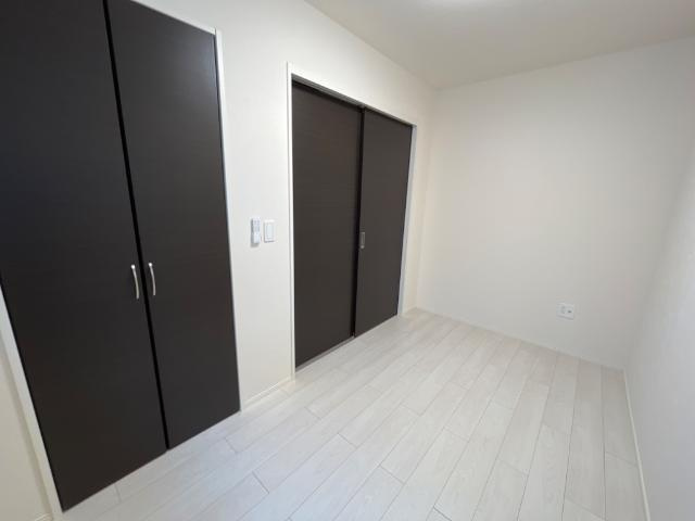 トリコロールⅡの内装|洋室