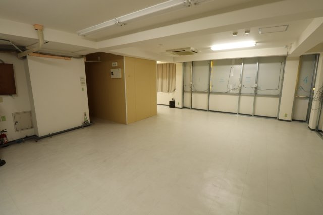 【内装】 | 亀屋ビル