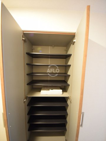 CAVANA本町の玄関|CAVANA本町　シューズボックス