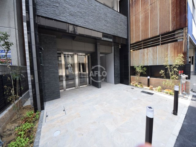 CAVANA本町のエントランス|CAVANA本町　エントランス