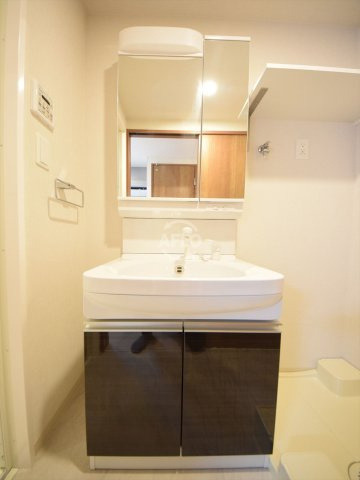 CAVANA本町の独立洗面台|CAVANA本町　独立洗面台