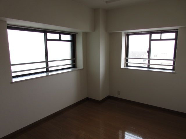 プレイス曙の内装