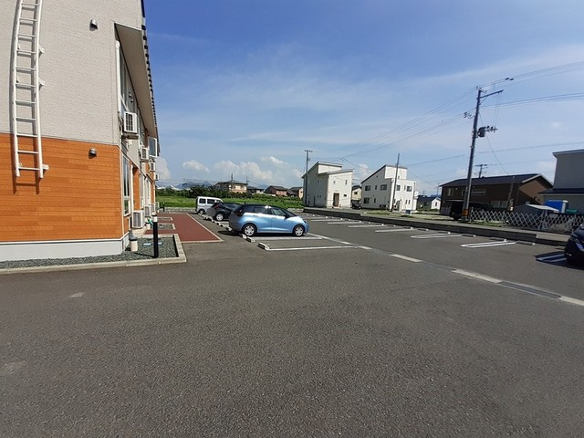 ブランシュ　ネージュ　Ⅰの駐車場|駐車場