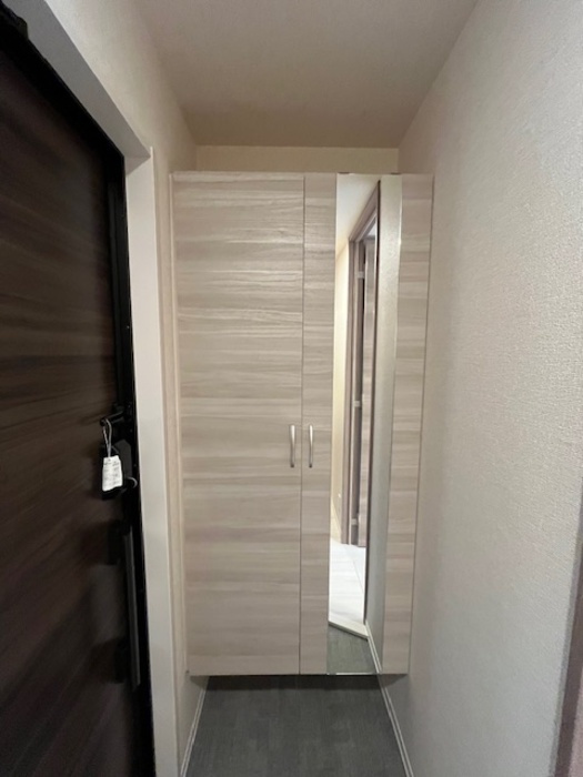 Ｄ－ＲＯＯＭ姉体Ⅲ　Ａの玄関