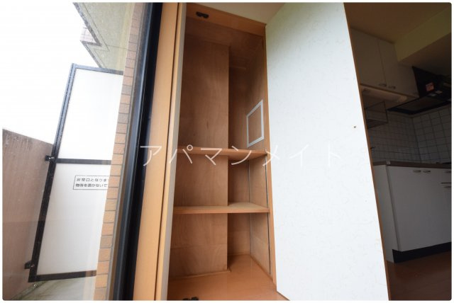 【収納】 | モンヴェール東戸塚 | リビングにある収納スペース