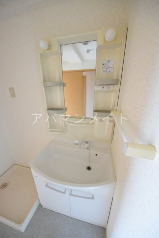 【洗面所】 | モンヴェール東戸塚 | スペースのある洗面所