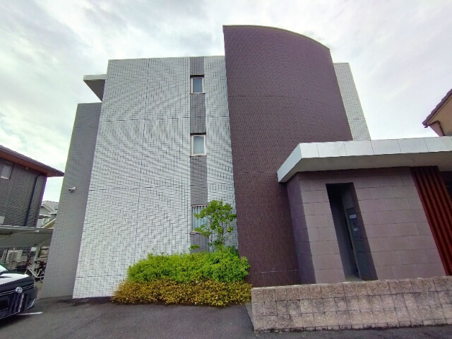 クルバビエントの外観