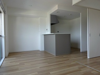 クルバビエントの居間・リビング