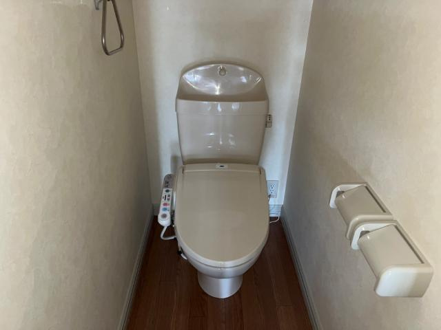 ＳＡＮＳＡ　盛南のトイレ|シャワー付トイレ