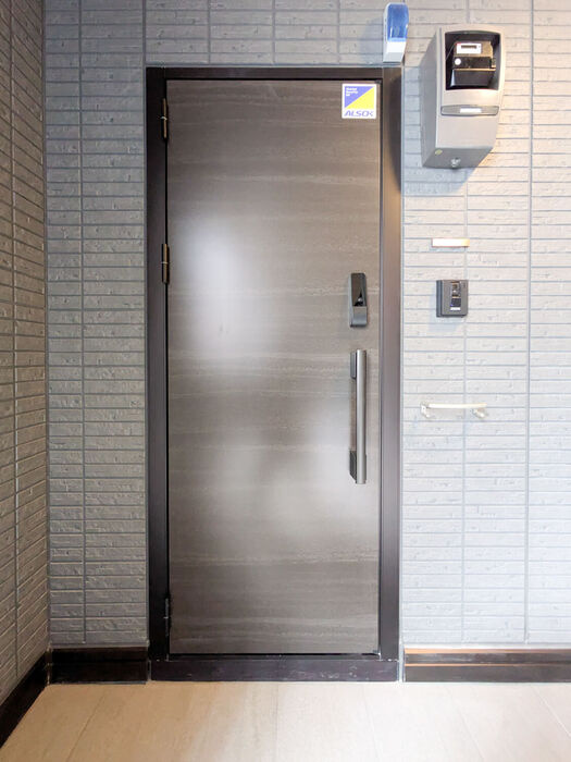 リアンメゾンの玄関