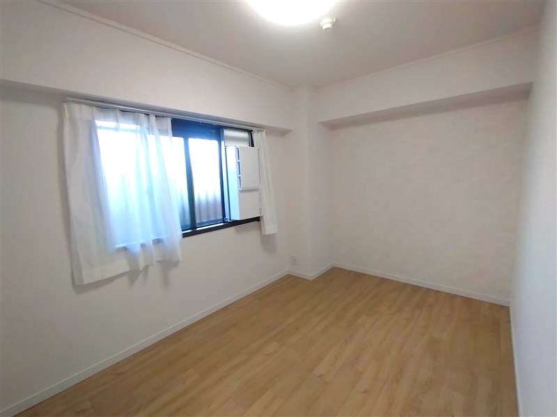 サンパーク岩倉の洋室|スタンダードな洋室です