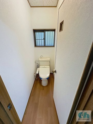 NKハイツ 102号室のトイレ