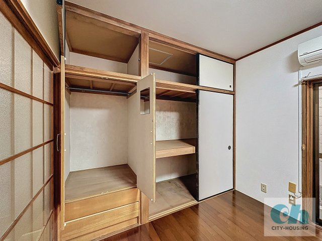 NKハイツ 102号室の洋室