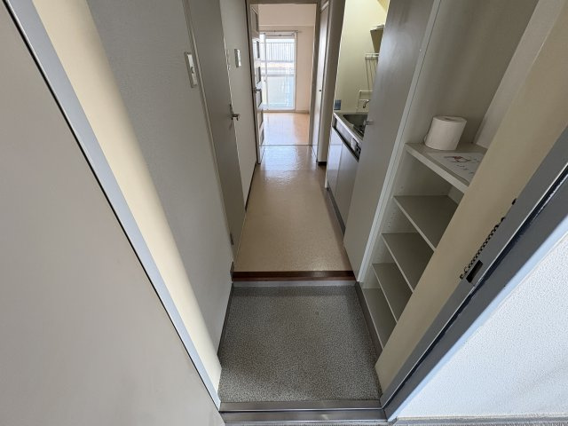 ユースパレス佐野の収納|玄関の収納ボックス