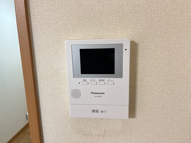 フォレストMCのセキュリティ|カメラ付インターホン