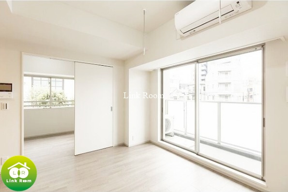 コンフォリア森下リバーサイドの居間・リビング