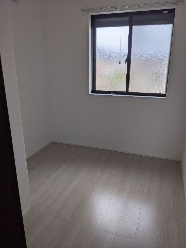 アドバンス賀茂南の居間・リビング